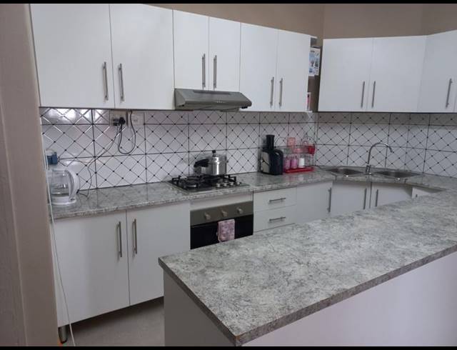 4 BEDROOM HOUSE FOR SALE IN FAUNA PARK